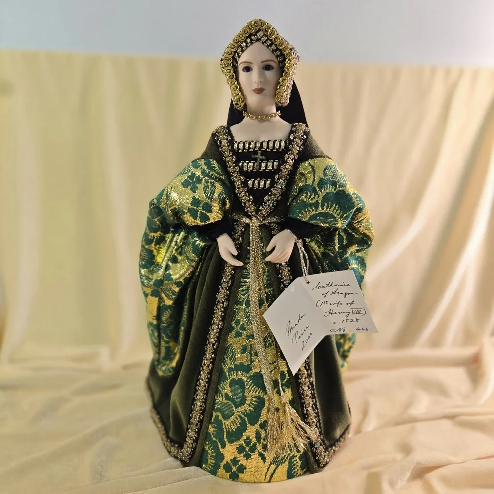Catherine of Aragon Brenda Price Royal Heritage Doll w/ Box 2000 #466